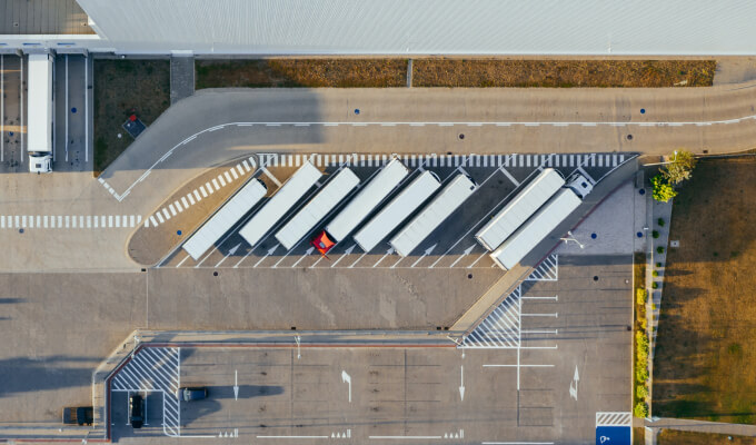 Επιπλα - Κρεβατοκάμαρες -Τραπέζια - Καναπέδες - Διακοσμητικά