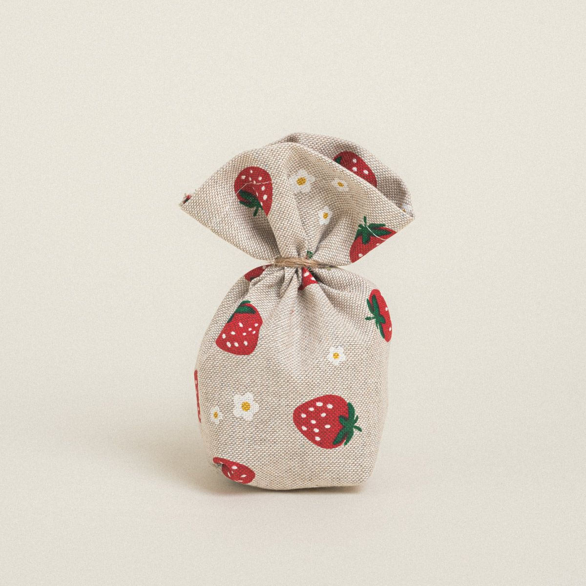 Beauty Home ΠΟΥΓΚΙ ΜΕ ΒΑΣΗ 8 x 12 cm ΦΡΑΟΥΛΕΣ Beauty Home ΠΟΥΓΚΙ ΜΕ ΒΑΣΗ 8 x 12 cm ΦΡΑΟΥΛΕΣ