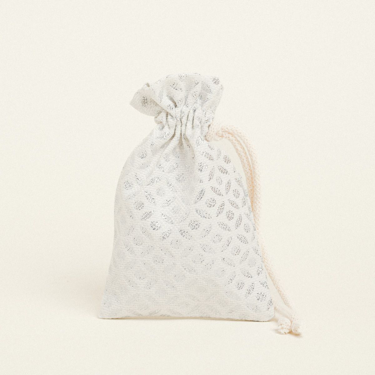 Beauty Home ΠΟΥΓΚΙ ΜΕ ΚΟΡΔΟΝΙ 12 x 17 cm ΖΑΚΑΡ ΕΚΡΟΥ-ΑΣΗΜΙ Beauty Home ΠΟΥΓΚΙ ΜΕ ΚΟΡΔΟΝΙ 12 x 17 cm ΖΑΚΑΡ ΕΚΡΟΥ-ΑΣΗΜΙ