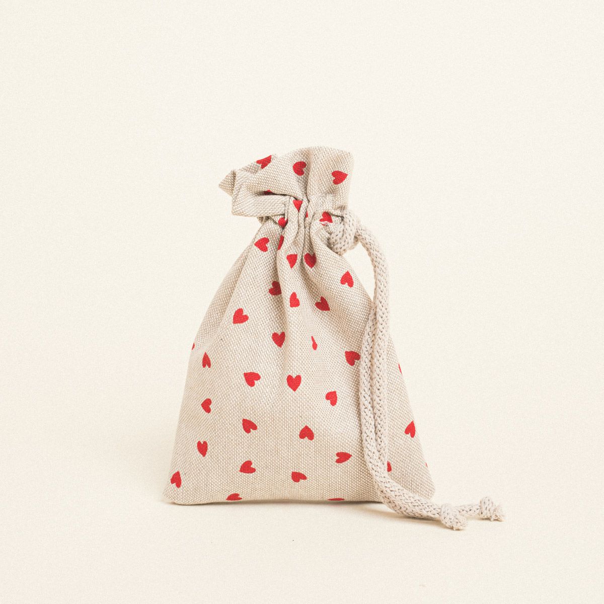 Beauty Home ΠΟΥΓΚΙ ΜΕ ΚΟΡΔΟΝΙ 12 x 17 cm ΜΙΚΡΕΣ ΚΟΚΚΙΝΕΣ ΚΑΡΔΙΕΣ Beauty Home ΠΟΥΓΚΙ ΜΕ ΚΟΡΔΟΝΙ 12 x 17 cm ΜΙΚΡΕΣ ΚΟΚΚΙΝΕΣ ΚΑΡΔΙΕΣ