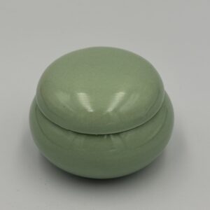 ΠΟΡΣΕΛΑΝΙΝΗ ΜΑΚΑΡΟΝ ΜΠΙΖΟΥΤΙΕΡΑ ΠΡΑΣΙΝΗ ΓΥΑΛΙΣΤΕΡΗ ΜΙΚΡΗ 4.6Χ3