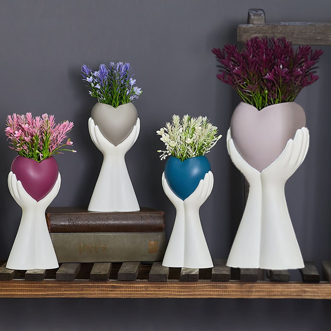 Διακοσμητική Γλάστρα σε Παλάμη με Άνθη 25x10cm Homie 423007 Διακοσμητική Γλάστρα σε Παλάμη με Άνθη 25x10cm Homie 423007