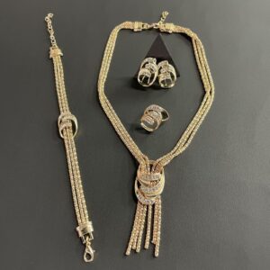 ΣΕΤ ΚΟΣΜΗΜΑΤΩΝ ΓΑΜΟΥ ΚΟΛΙΕ